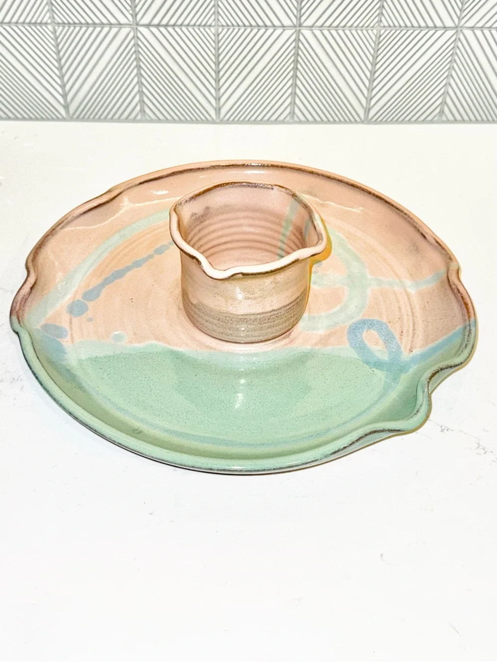 Large chip and dip platter